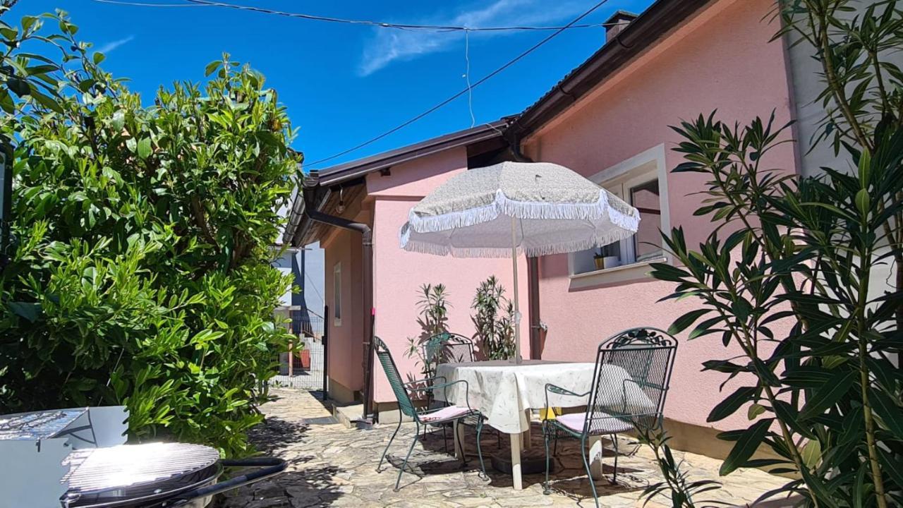 St Anthony'S House With Parking Appartement Zagreb Buitenkant foto